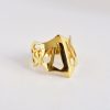 Avarium ring in gold plate.