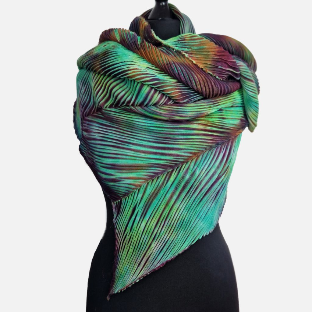 https://cdn.media.handmadeinbritain.co.uk/wp-content/uploads/2025/09/29215548/variation-image-1759179348-1024x1024.jpeg
