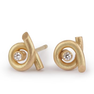 Knot studs 18ct gold